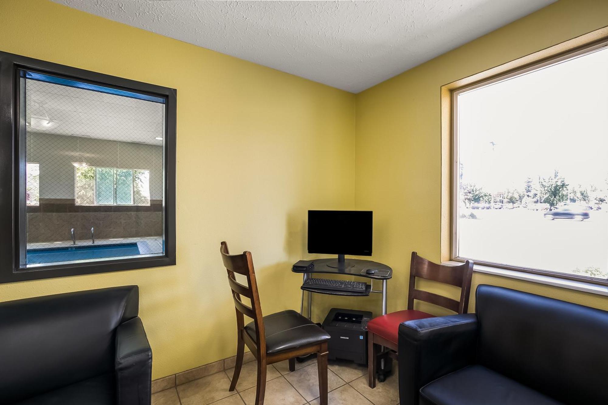 Americas Best Value Sandman Inn La Grande Exterior photo