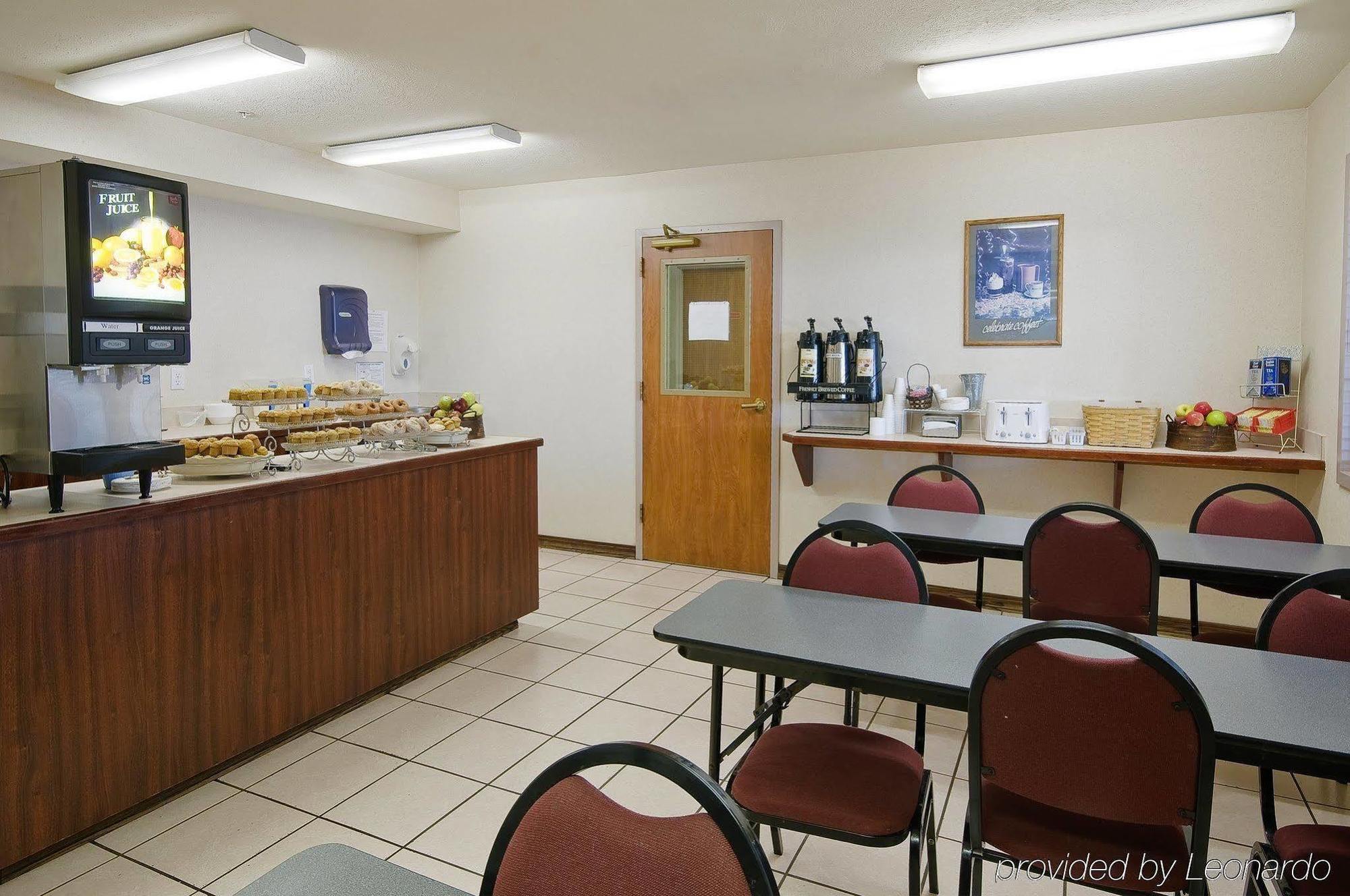 Americas Best Value Sandman Inn La Grande Restaurant photo